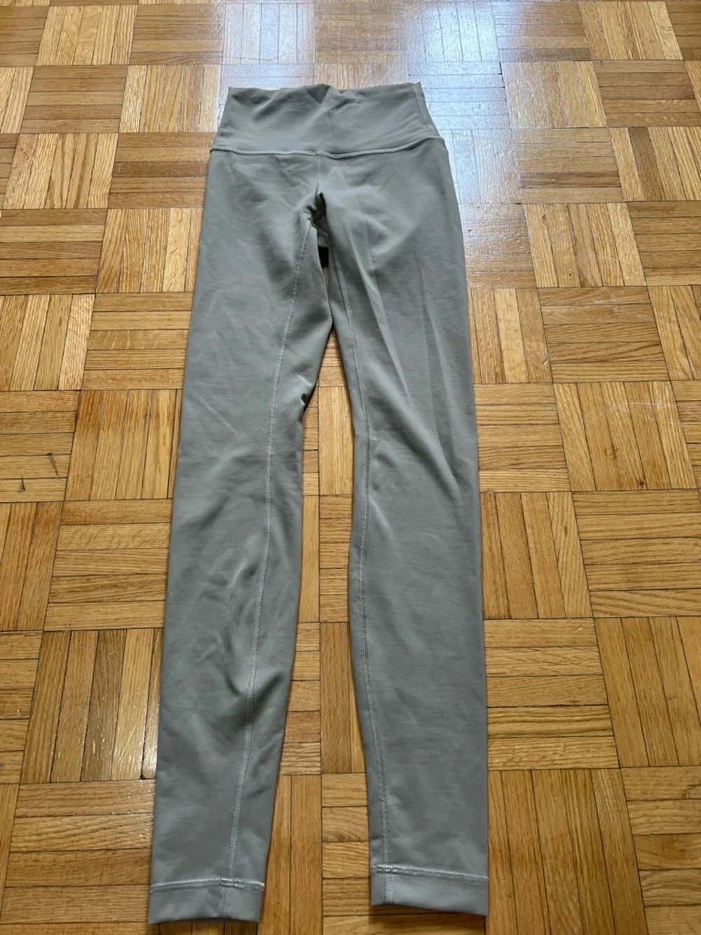 Lululemon Wunder Train High-Rise Tight 28" - Picture 5 of 9